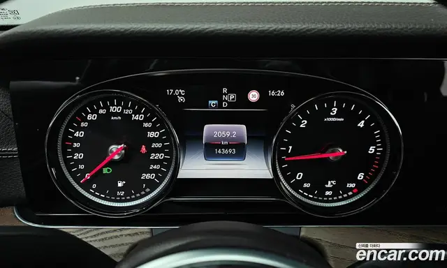 Mercedes-Benz E-Class 2019 1.9 автомат (гидро), миниатюра 8