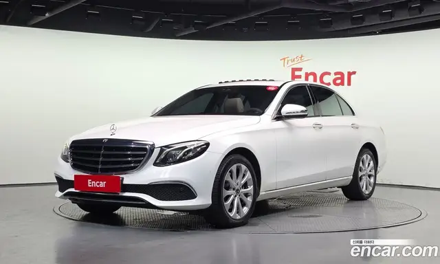 Mercedes-Benz E-Class, 2019, 157 511 км