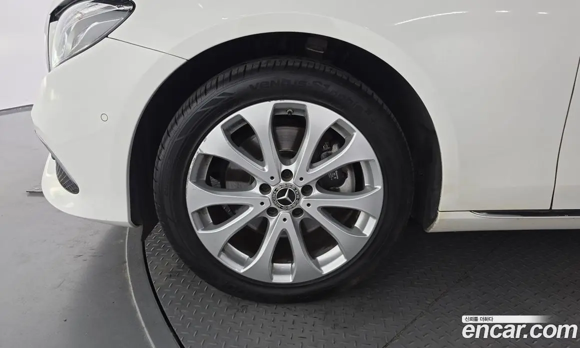 Mercedes-Benz E-Class 2019 1.9 автомат (гидро), фото 5