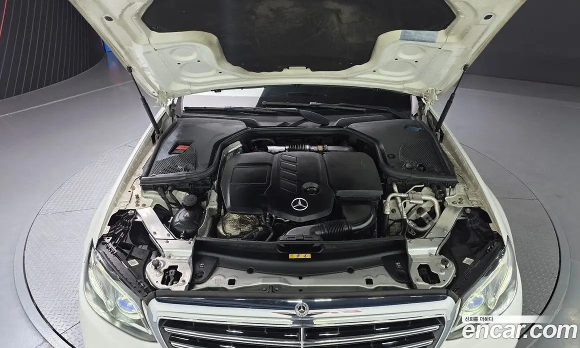 Mercedes-Benz E-Class 2019 1.9 автомат (гидро), фото 6
