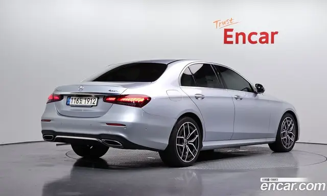 Mercedes-Benz E-Class 2021 1.9 автомат (гидро), миниатюра 2
