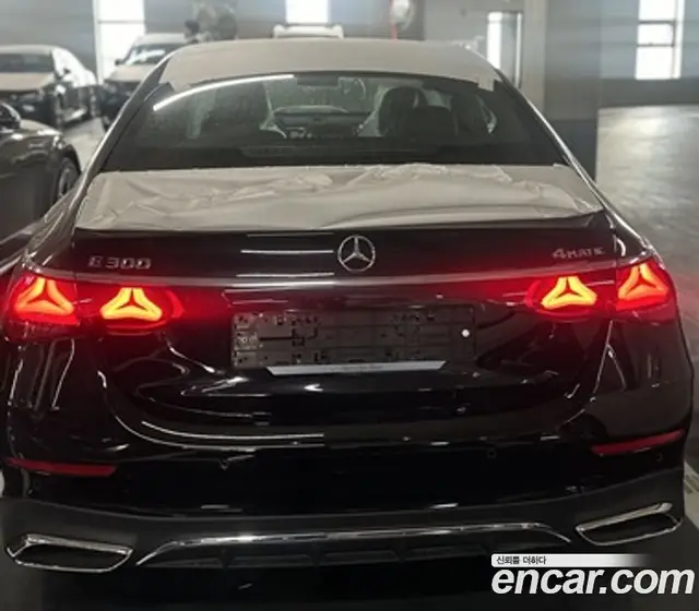 Mercedes-Benz E-Class 2026 2.0 автомат (гидро), миниатюра 4