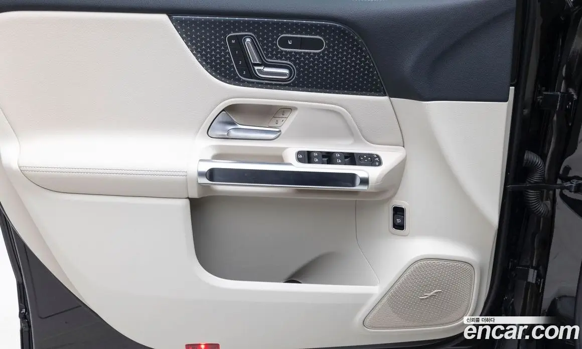 Mercedes-Benz EQB 2025 автомат (гидро), фото 15