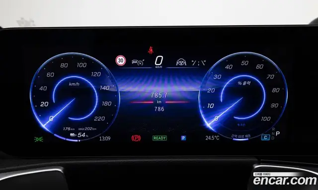 Mercedes-Benz EQB 2025 автомат (гидро), миниатюра 8