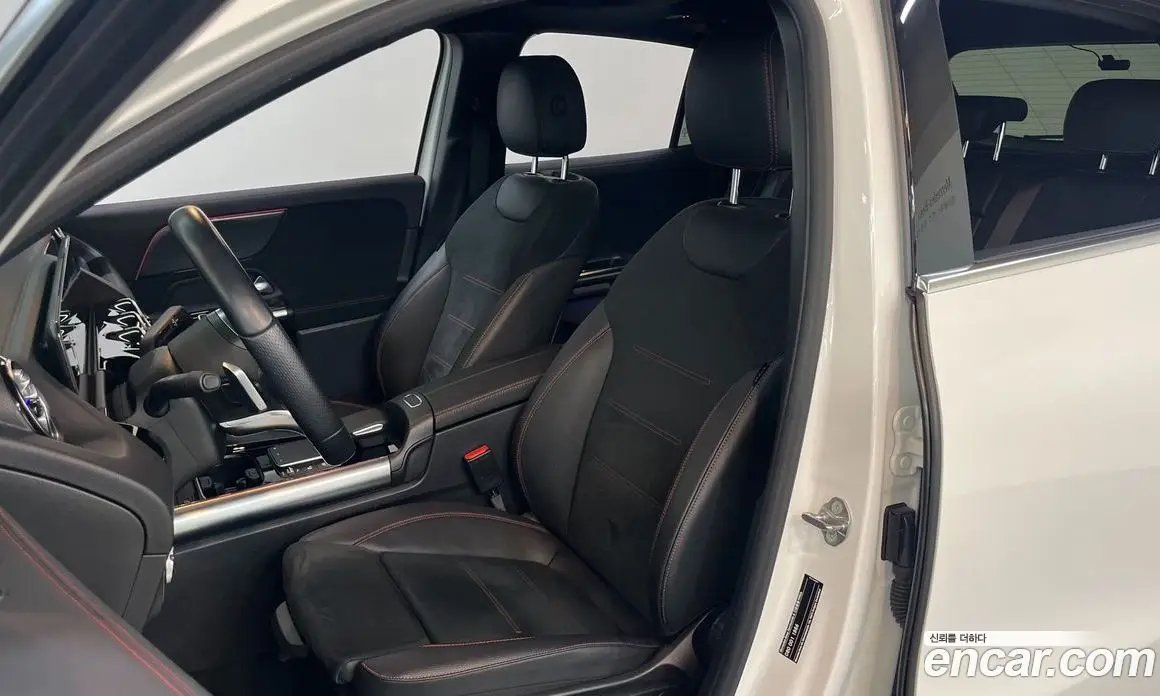 Mercedes-Benz GLA-Class 2022 2.0 автомат (гидро), фото 11 Mercedes-Benz GLA-Class 2022 2.0 автомат (гидро), фото 11