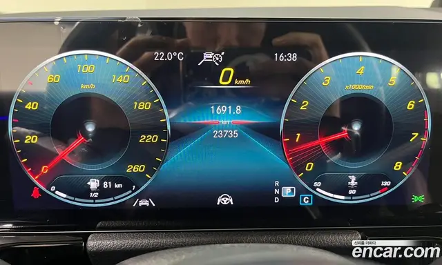 Mercedes-Benz GLA-Class 2022 2.0 автомат (гидро), миниатюра 8 Mercedes-Benz GLA-Class 2022 2.0 автомат (гидро), миниатюра 8