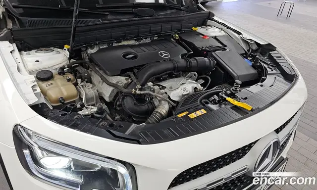 Mercedes-Benz GLB-Class 2020 2.0 автомат (гидро), миниатюра 6