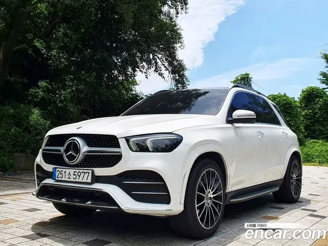 Mercedes-Benz GLE-Class, 2023, 87 392 км