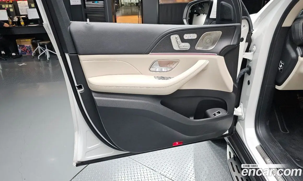Mercedes-Benz GLE-Class 2024 2.0 автомат (гидро), фото 14