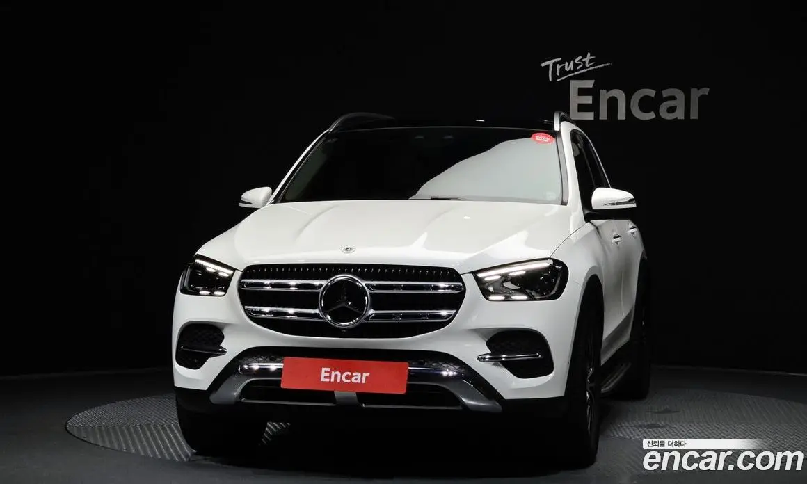 Mercedes-Benz GLE-Class 2024 2.0 автомат (гидро), фото 3