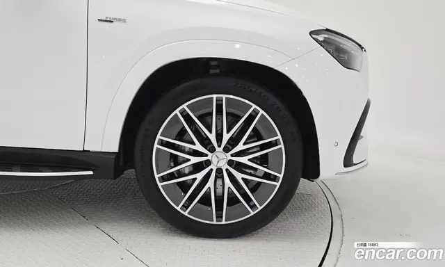 Mercedes-Benz GLE-Class 2025 3.0 автомат (гидро), миниатюра 5