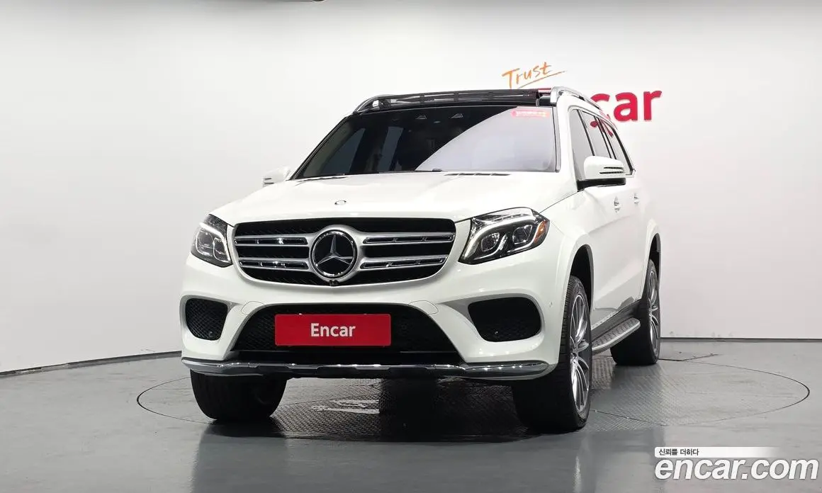 Mercedes-Benz GLS-Class 2017 4.7 автомат (гидро), фото 2 Mercedes-Benz GLS-Class 2017 4.7 автомат (гидро), фото 2