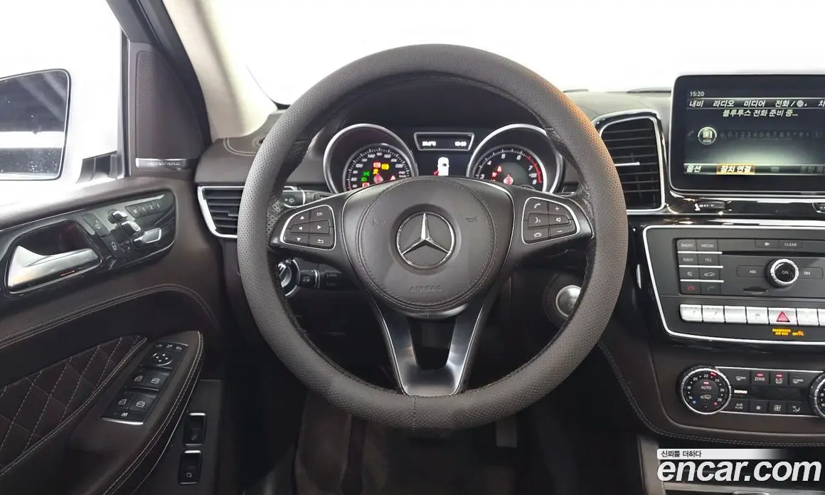 Mercedes-Benz GLS-Class 2017 4.7 автомат (гидро), фото 18 Mercedes-Benz GLS-Class 2017 4.7 автомат (гидро), фото 18