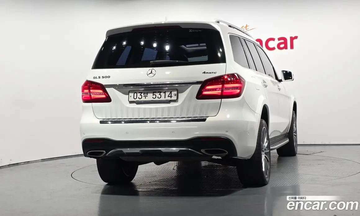 Mercedes-Benz GLS-Class 2017 4.7 автомат (гидро), фото 3 Mercedes-Benz GLS-Class 2017 4.7 автомат (гидро), фото 3