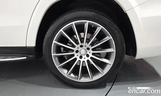 Mercedes-Benz GLS-Class 2017 4.7 автомат (гидро), миниатюра 6 Mercedes-Benz GLS-Class 2017 4.7 автомат (гидро), миниатюра 6