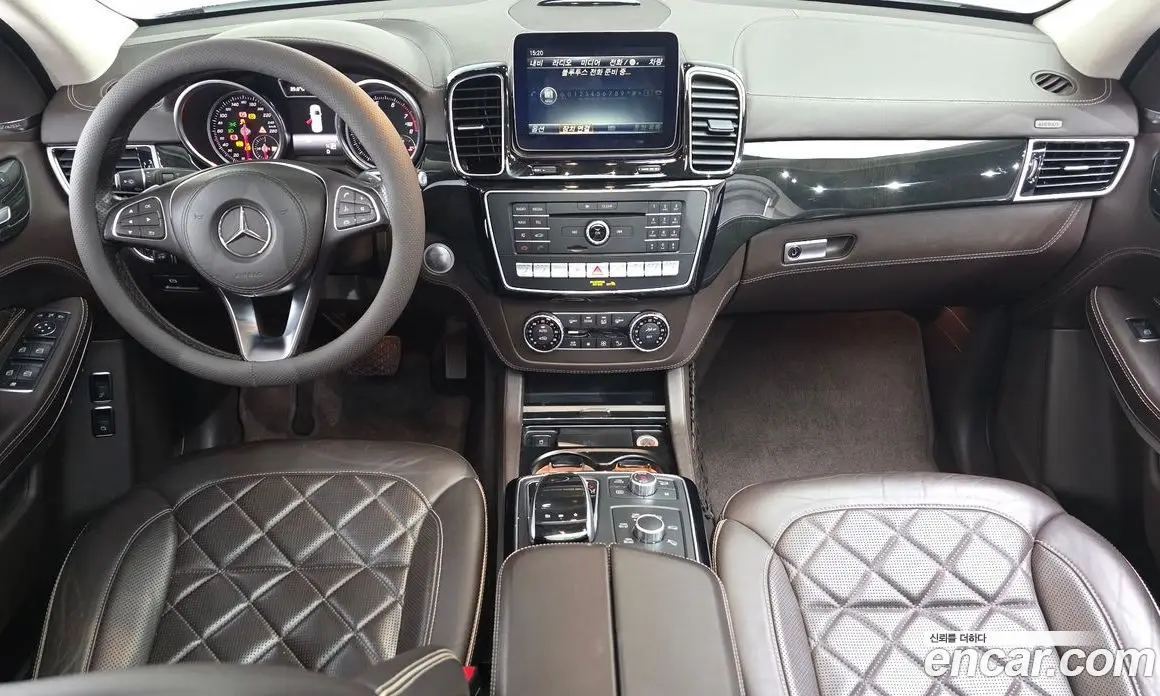 Mercedes-Benz GLS-Class 2017 4.7 автомат (гидро), фото 9 Mercedes-Benz GLS-Class 2017 4.7 автомат (гидро), фото 9