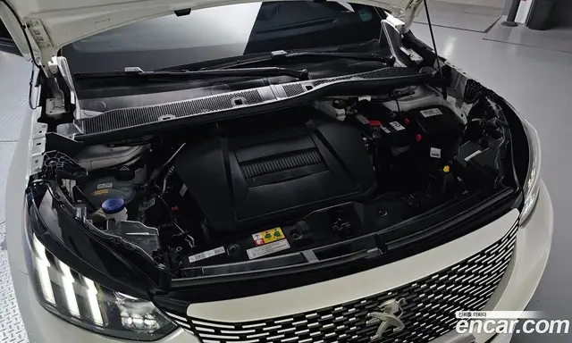 Peugeot 2008 2023 0.1 автомат (гидро), миниатюра 5