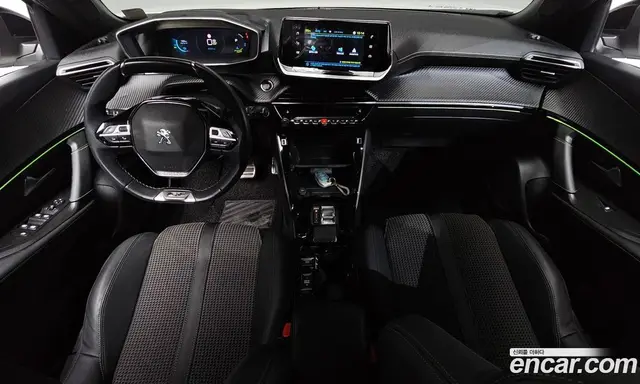 Peugeot 2008 2023 0.1 автомат (гидро), миниатюра 9
