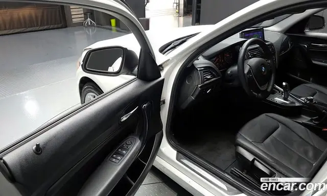 BMW 1 серия 2014 2.0 автомат (гидро), миниатюра 11