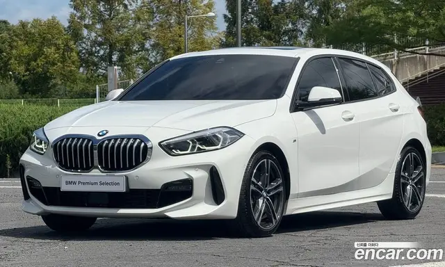 BMW 1 серия, 2023, 5 962 км