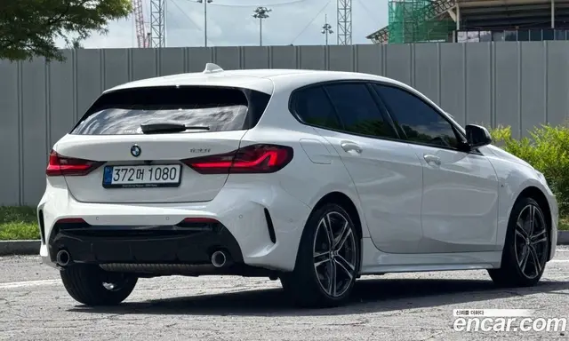 BMW 1 серия 2023 2.0 автомат (гидро), миниатюра 2