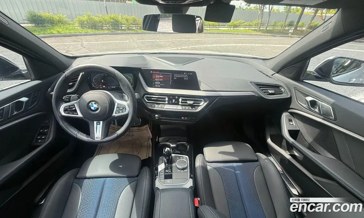 BMW 1 серия 2023 2.0 автомат (гидро), фото 7