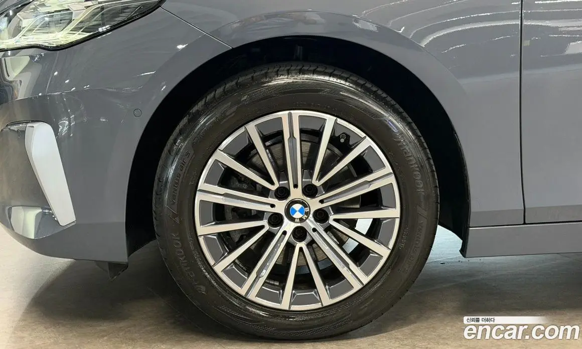 BMW 2 серия 2024 2.0 автомат (гидро), фото 5