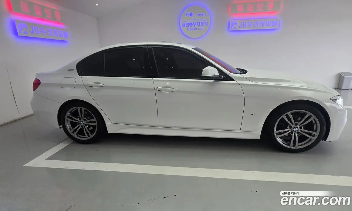 BMW 3 серия 2018 2.0 автомат (гидро), фото 6