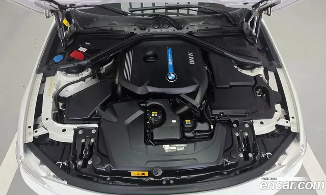 BMW 3 серия 2018 2.0 автомат (гидро), миниатюра 9
