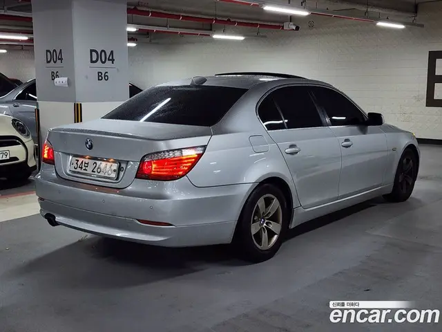 BMW 5 серия 2008 2.0 автомат (гидро), миниатюра 2