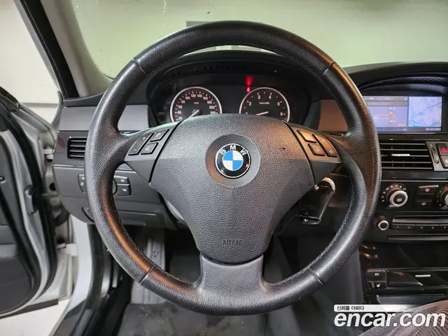 BMW 5 серия 2008 2.0 автомат (гидро), миниатюра 11