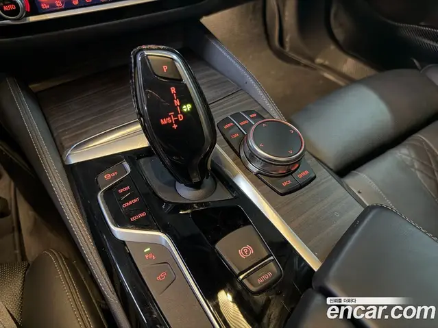 BMW 5 серия 2017 2.0 автомат (гидро), миниатюра 11 BMW 5 серия 2017 2.0 автомат (гидро), миниатюра 11