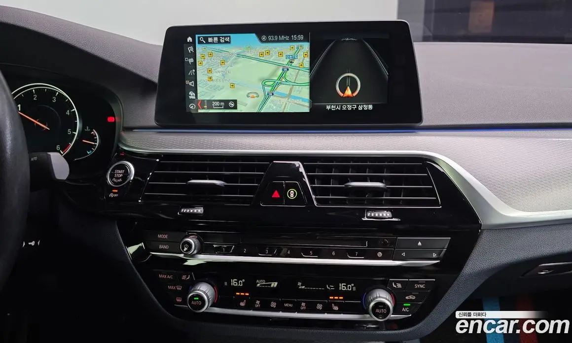 BMW 5 серия 2017 2.0 автомат (гидро), фото 14