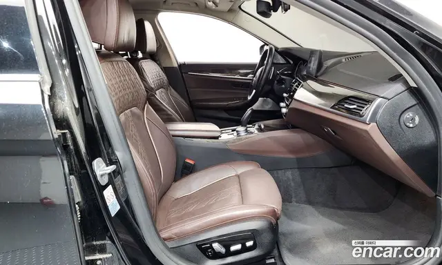 BMW 5 серия 2018 3.0 автомат (гидро), миниатюра 11
