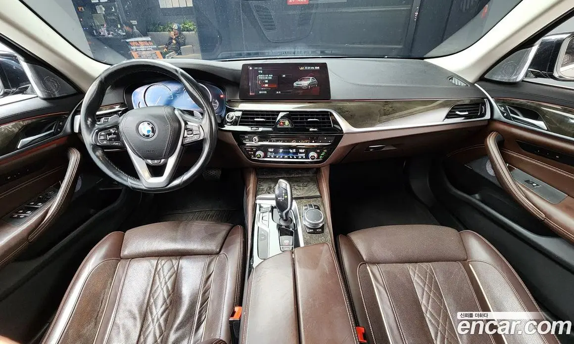 BMW 5 серия 2018 3.0 автомат (гидро), фото 7
