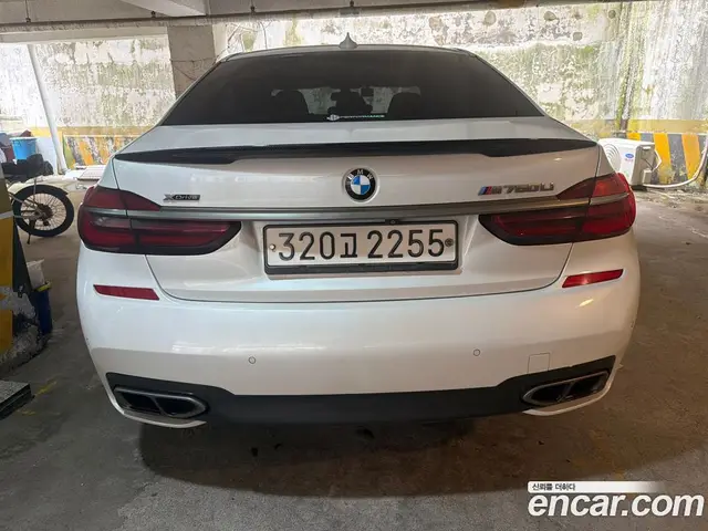 BMW 7 серия 2017 6.6 автомат (гидро), миниатюра 4