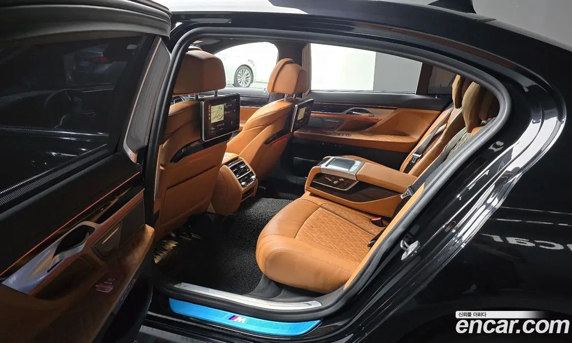 BMW 7 серия 2019 3.0 автомат (гидро), фото 16