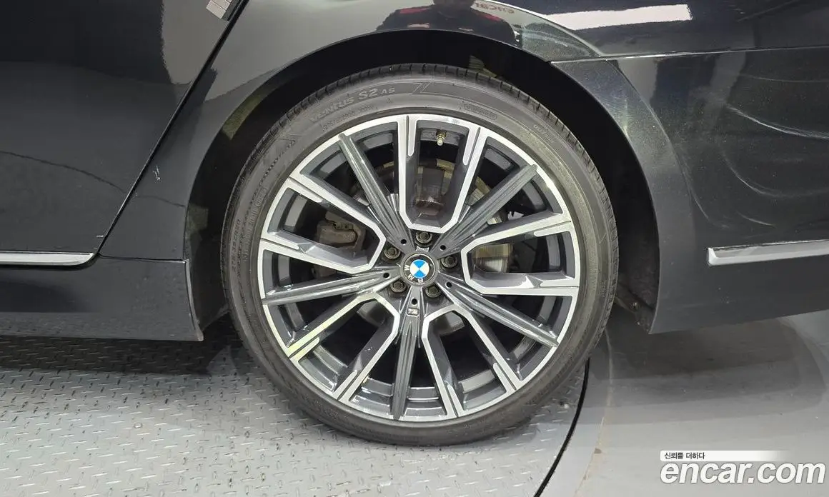 BMW 7 серия 2019 3.0 автомат (гидро), фото 7