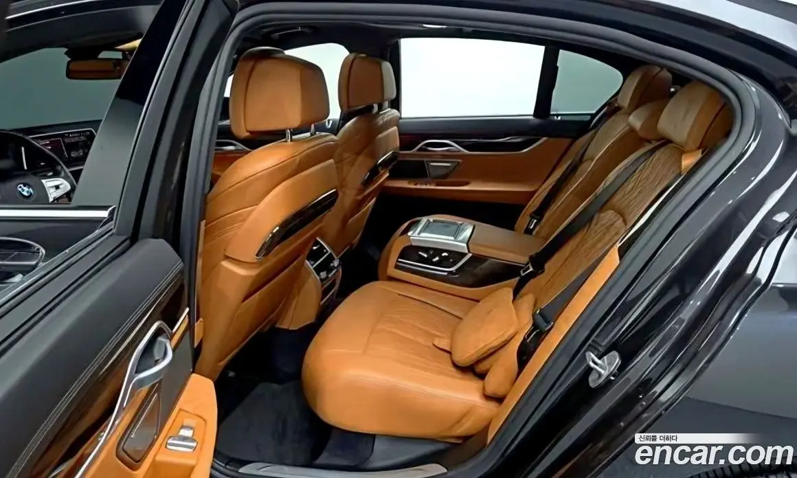 BMW 7 серия 2020 3.0 автомат (гидро), фото 12 BMW 7 серия 2020 3.0 автомат (гидро), фото 12