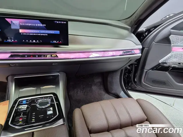 BMW i7 2022 0.1 автомат (гидро), миниатюра 11