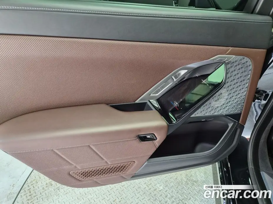BMW i7 2022 0.1 автомат (гидро), фото 19