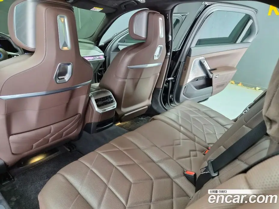 BMW i7 2022 0.1 автомат (гидро), фото 20