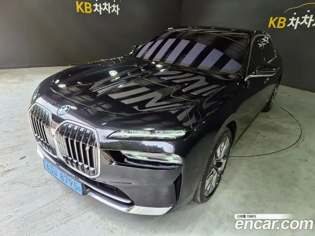 BMW i7 2022 0.1 автомат (гидро), миниатюра 3