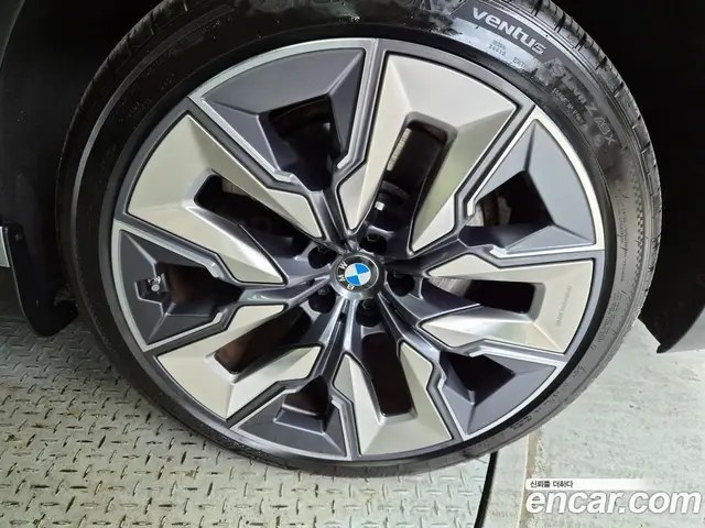 BMW i7 2022 0.1 автомат (гидро), миниатюра 7