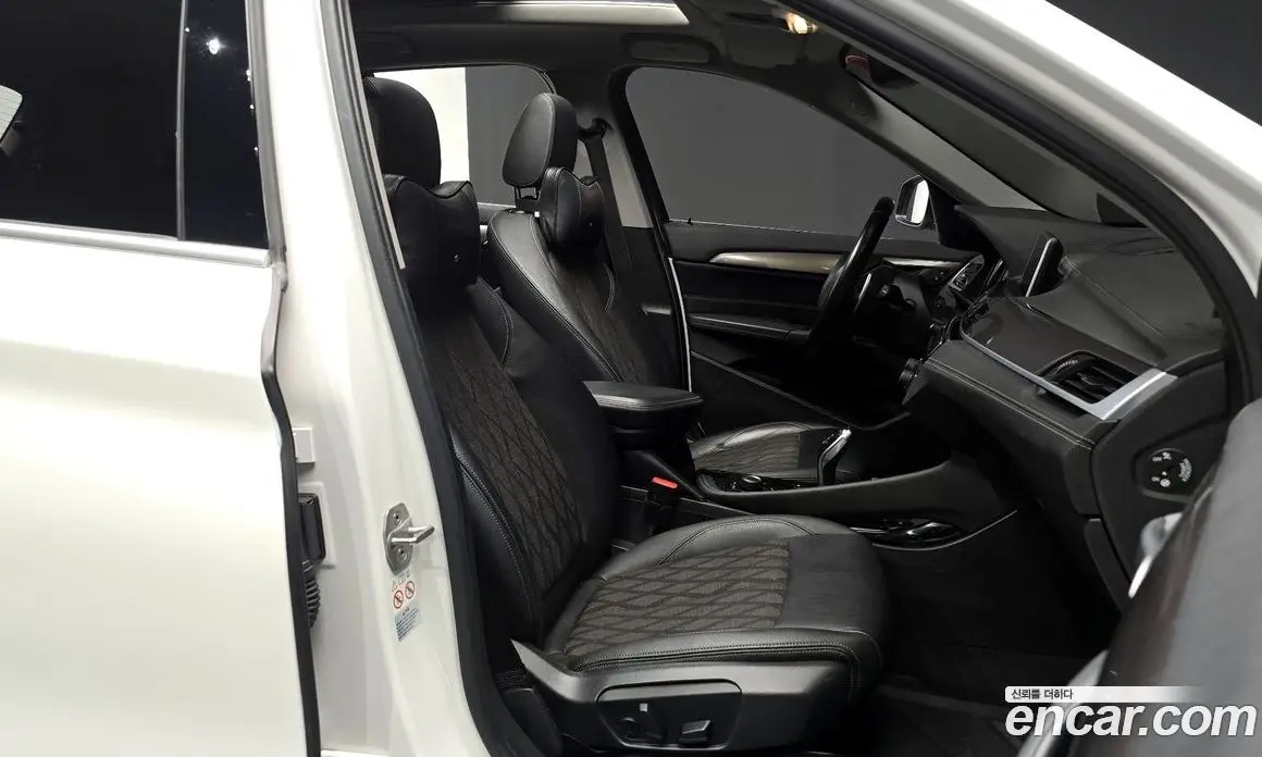 BMW X1 2021 2.0 автомат (гидро), фото 10 BMW X1 2021 2.0 автомат (гидро), фото 10