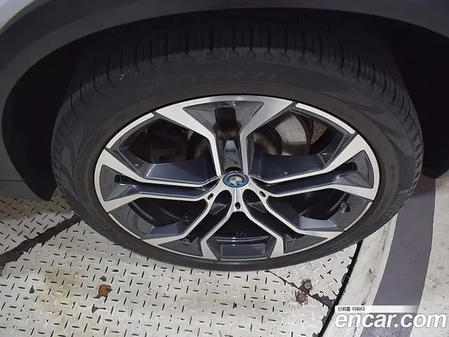 BMW X5 2022 3.0 автомат (гидро), миниатюра 5