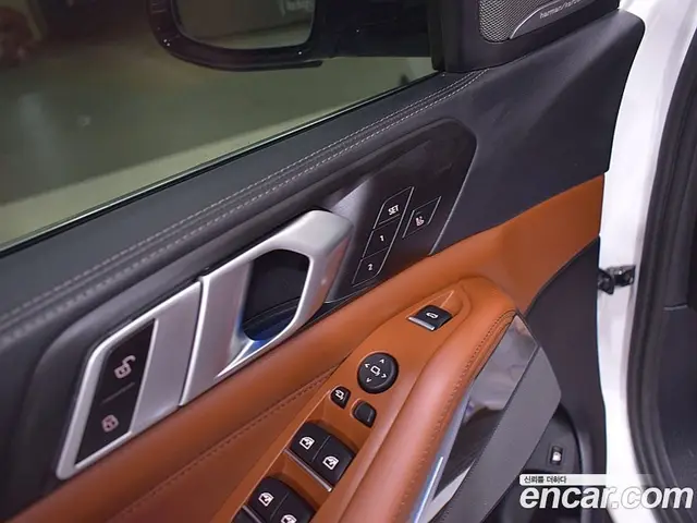 BMW X5 2022 3.0 автомат (гидро), миниатюра 8
