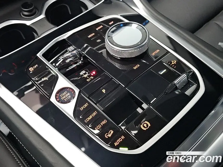 BMW X6 2025 3.0 автомат (гидро), фото 9