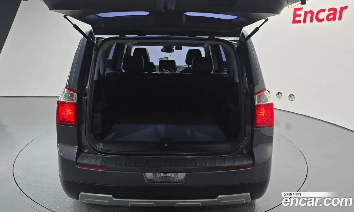 Chevrolet Orlando 2011 2.0 автомат (гидро), фото 20
