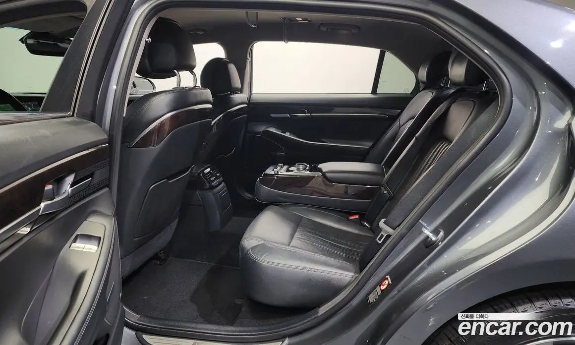 Genesis EQ900 2016 3.8 автомат (гидро), фото 11 Genesis EQ900 2016 3.8 автомат (гидро), фото 11